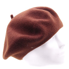 Afbeelding in Gallery-weergave laden, Fiebig Muts bruin effen wol