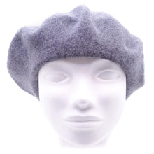 Afbeelding in Gallery-weergave laden, Fiebig Muts licht grijs effen wol