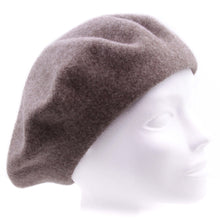 Afbeelding in Gallery-weergave laden, Fiebig Muts beige effen wol